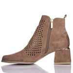 Brązowe ażurowe botki na obcasie Potocki 12356BR kowbojki na wiosnę
