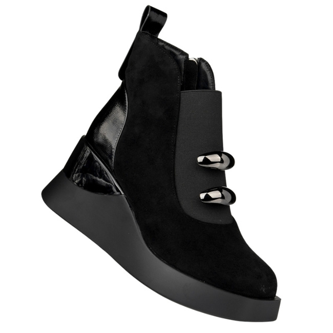 Zamszowe Botki damskie na koturnie D&A S.Barski MR52-106 czarne