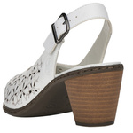 Sandały skórzane Rieker 40981-80 white