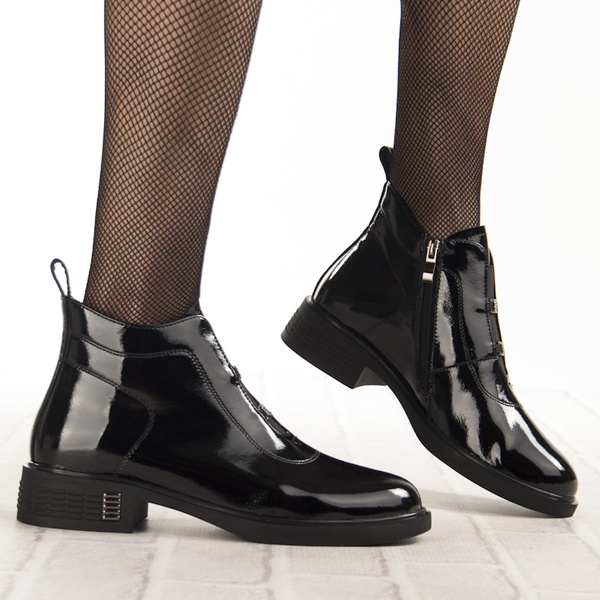 Lakierowane Botki z ozdobami D&A S.Barski MR52-118 czarne skórzane