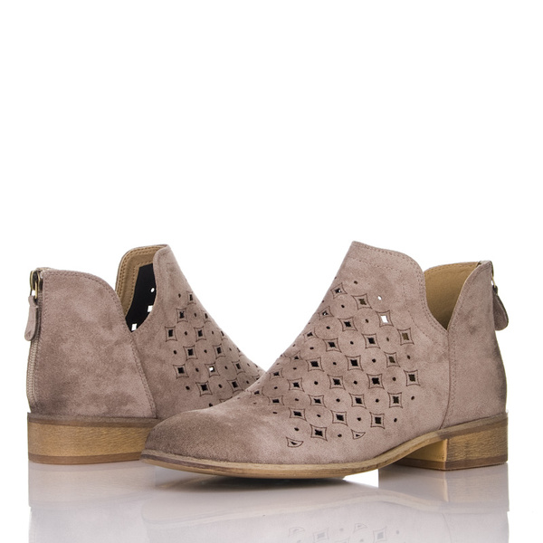 Beżowe ażurowe botki zamszowe Potocki 12664BG z dziurkami