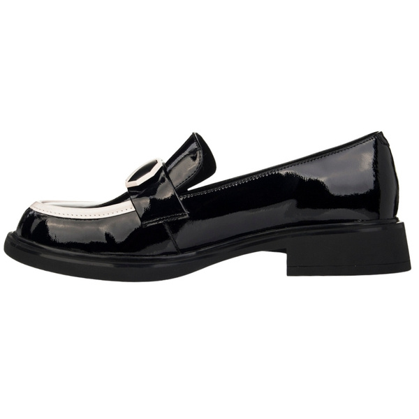 Lakierowane lordsy damskie Filippo DP6928/25 BK WH czarne z ozdobą