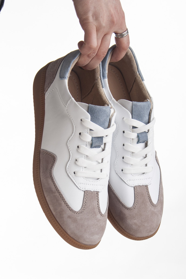 Białe sneakersy damskie skórzane T. Sokolski 224 WH/BLUE sportowe 