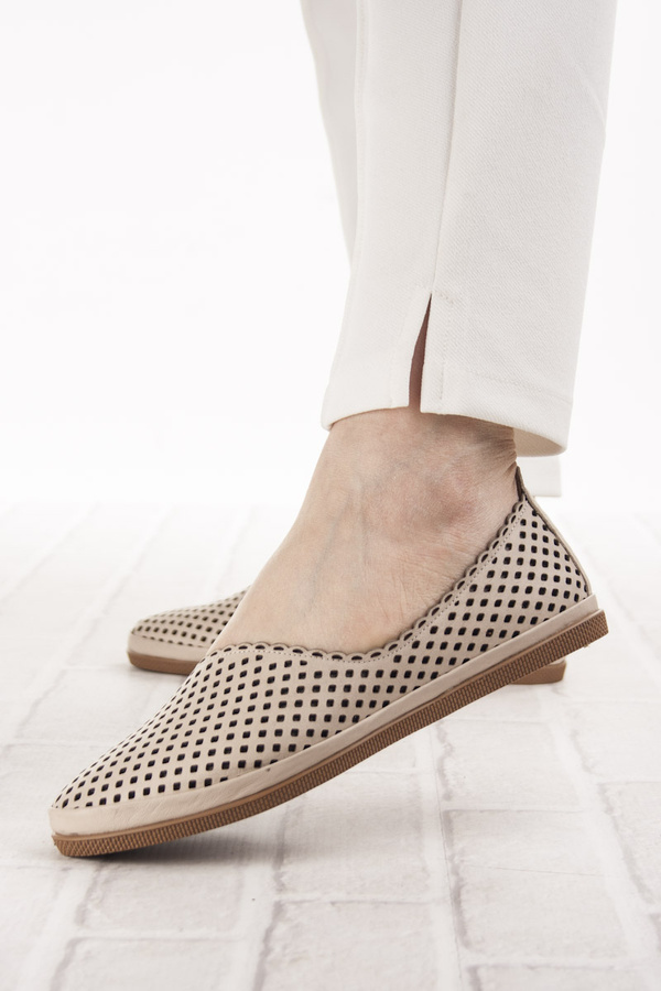 Baleriny ażurowe damskie beżowe skórzane Sokolski EN W25-476 beige