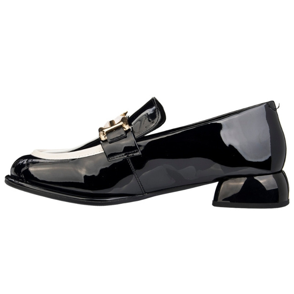 Lakierowane półbuty loafersy damskie Artiker 55C0413 czarne skórzane