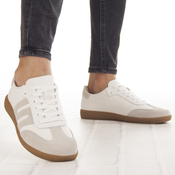 Białe sneakersy sportowe damskie Filippo DP7492/25 WH skórzane
