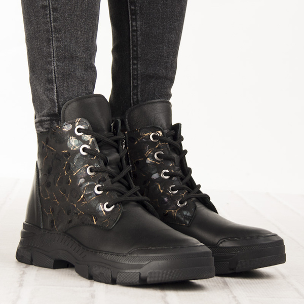 Botki czarne damskie skórzane Artiker 57C2179 ocieplane trzewiki zimowe