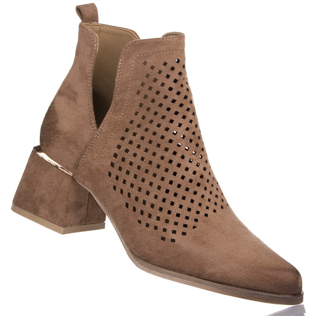 Brązowe ażurowe botki na obcasie Potocki 12356BR kowbojki na wiosnę