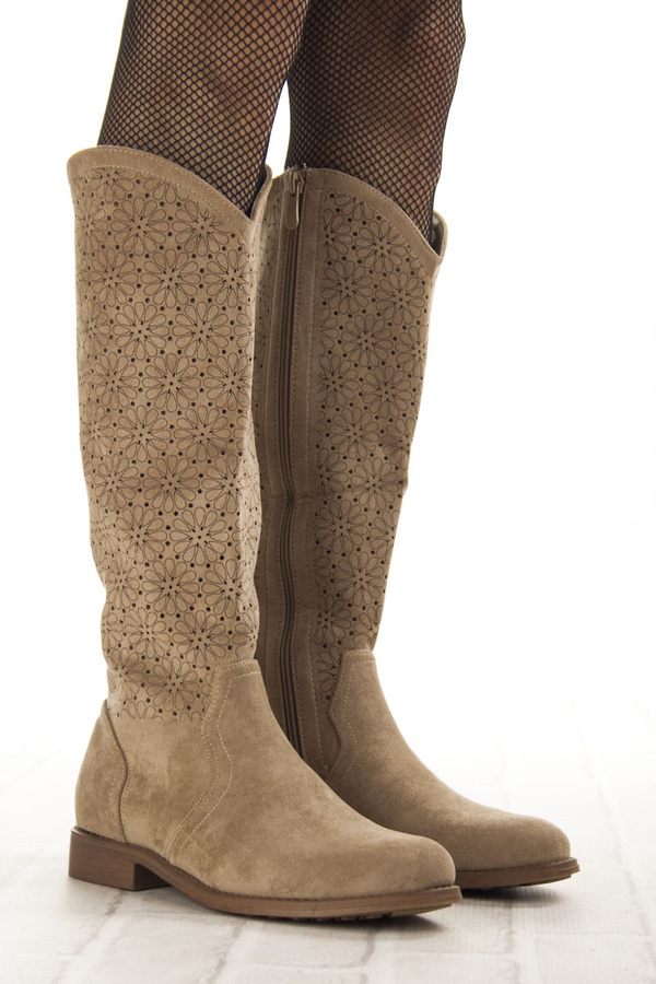 Ażurowe kozaki damskie S. Barski HY52-533 beige zamszowe beżowe