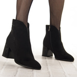 Zamszowe Botki damskie D&A S.Barski MR52-131 czarne ocieplone