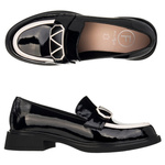 Lakierowane lordsy damskie Filippo DP6928/25 BK WH czarne z ozdobą