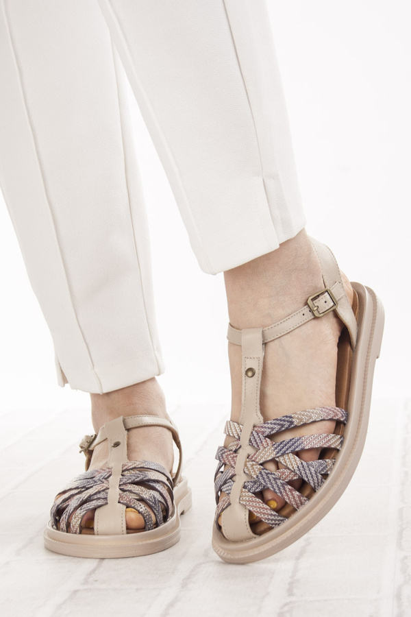 Sandały płaskie damskie z paseczkami Maciejka 06803 róż pudrowy