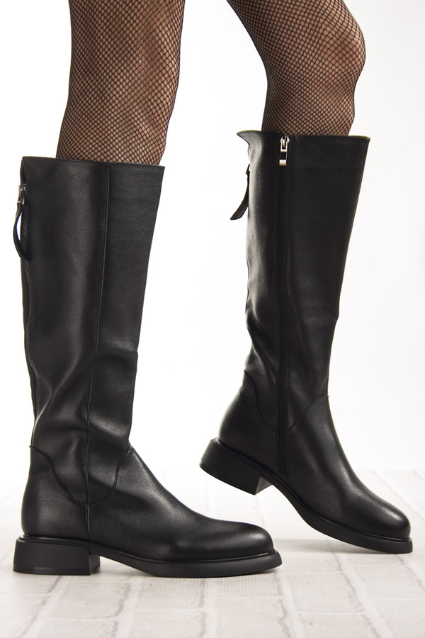 Skórzane kozaki damskie S.Barski JC52-837 czarne szeroka cholewka