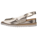 Złote ażurowe sandały damskie Artiker 52C0828 skórzane na koturnie