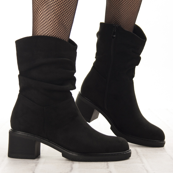 Zamszowe botki na obcasie damskie Potocki 25-51303BK czarne ocieplone