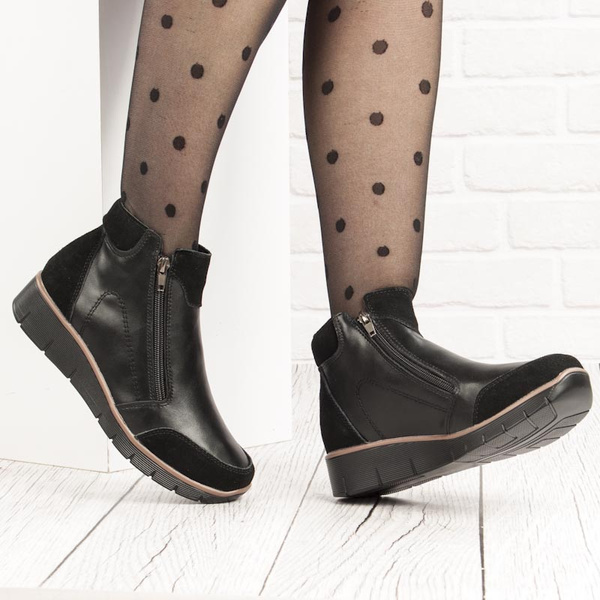 Czarne Botki damskie Filippo DBT3950/25 BK wygodne na haluksy skórzane