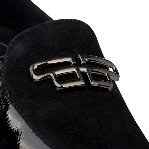 Lakierowane mokasyny damskie Filippo DP7216/25 BK czarne z ozdobą