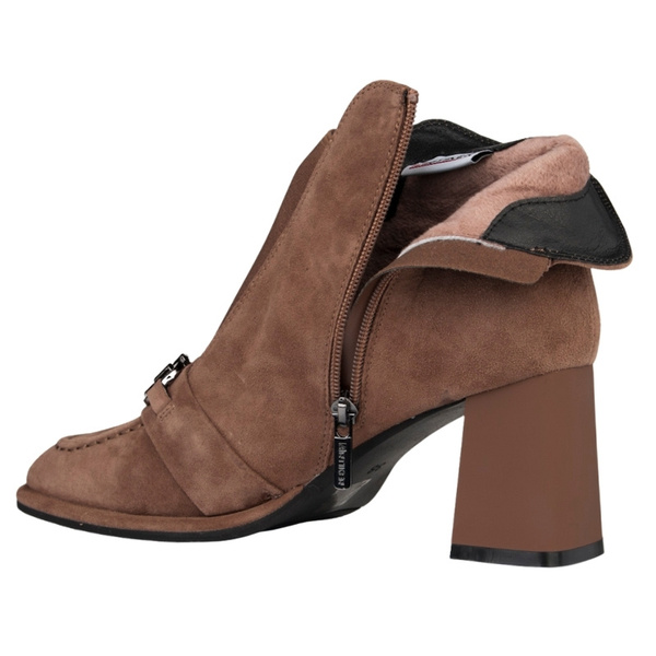 Brązowe Botki na słupku damskie Artiker 57C0221 zamszowe eleganckie