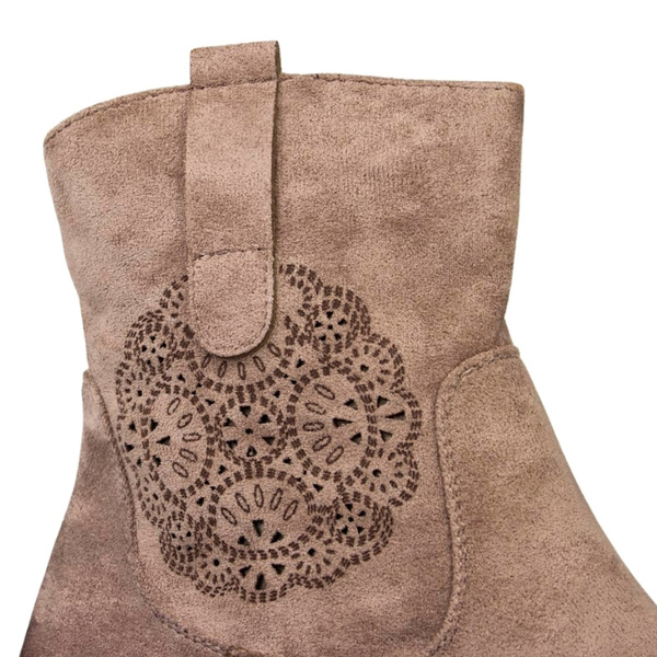 Zamszowe botki damskie Potocki 12745KH beżowe ocieplone wygodne