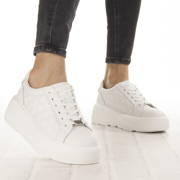 Białe sneakersy na platformie damskie skórzane Filippo DP7285/25 WH