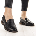 Czarne lordsy damskie Potocki 19380 BK eleganckie półbuty wsuwane