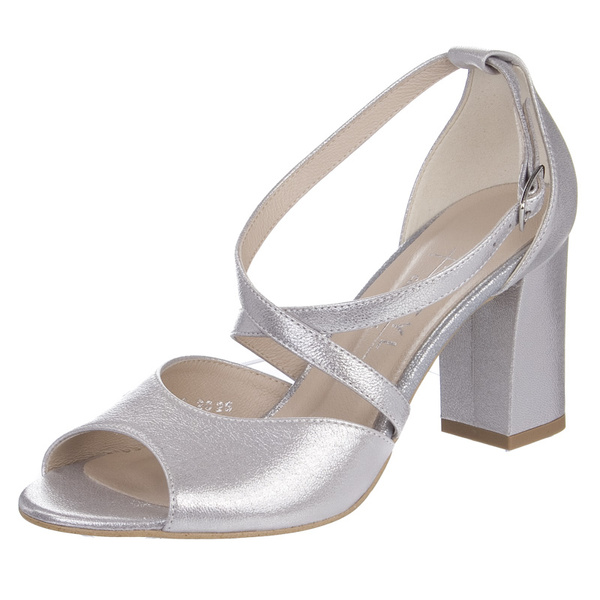 Srebrne sandałki skórzane damskie Kotyl 4317 srebrny ef buty ślubne