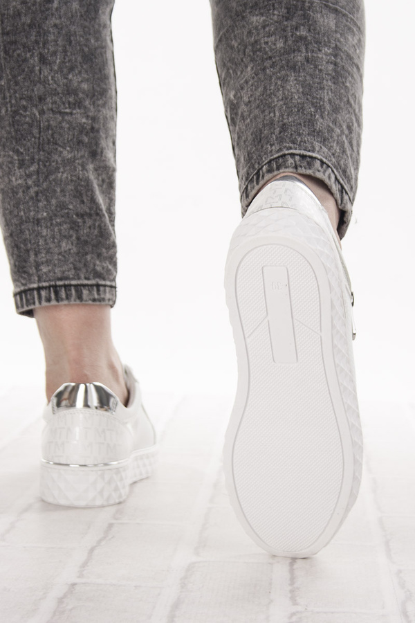 Sneakersy Marco Tozzi 23709-41 white/silver wiązane białe
