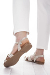 Złote płaskie sandałki damskie S. Barski 022 LT. GOLD casual