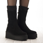 Skórzane Botki na koturnie damskie Maciejka A7161-20/00-7 czarne zamszowe