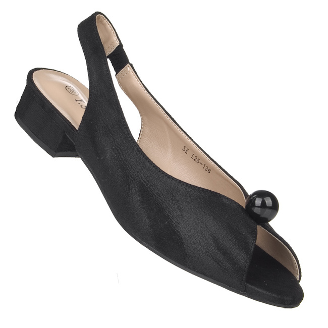 Czarne sandałki damskie z kulką T.Sokolski 136 BLK S