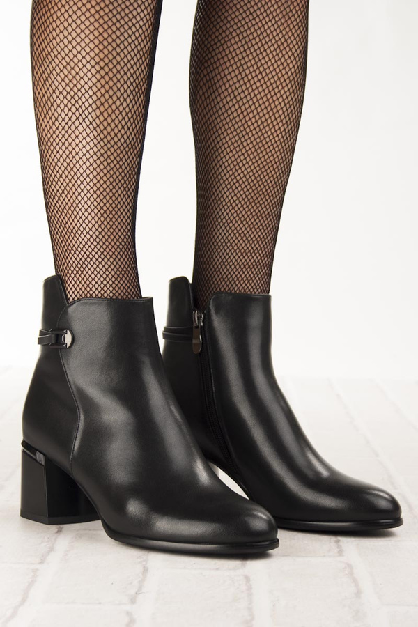 Czarne botki na obcasie damskie Filippo DBT7377/25 skórzane ocieplone