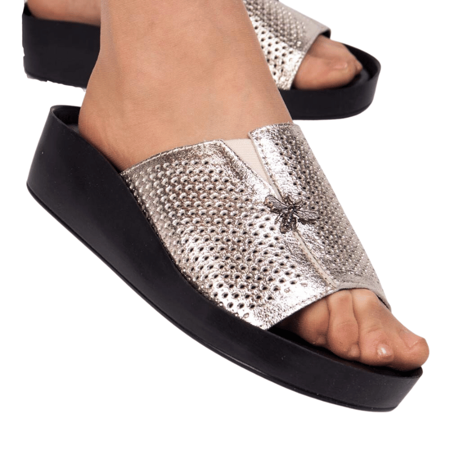 Klapki T.Sokolski L23-345 złoto pszczółka