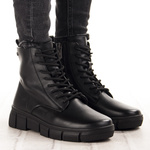 Czarne Botki damskie Potocki 19319BK czarne na grubej podeszwie