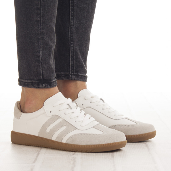 Białe sneakersy sportowe damskie Filippo DP7492/25 WH skórzane