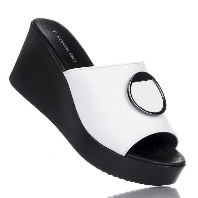 Klapki na koturnie skórzane T. Sokolski TS 246 WHT białe z kółkiem