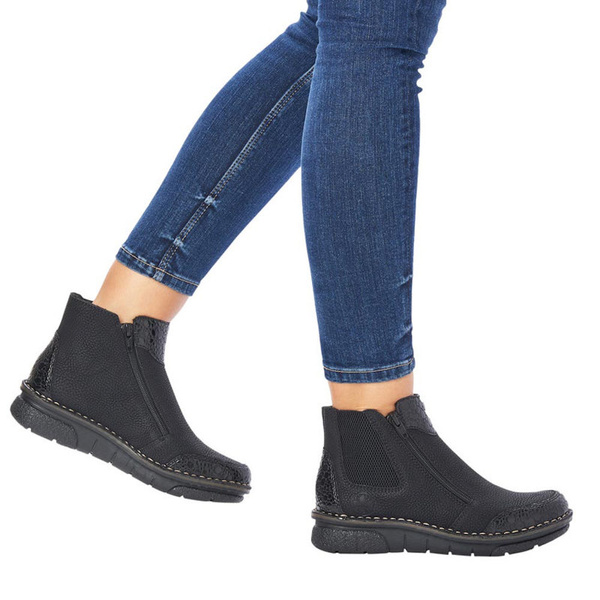 Czarne Botki damskie Rieker 73355-00 black eko-skórzane szerokie