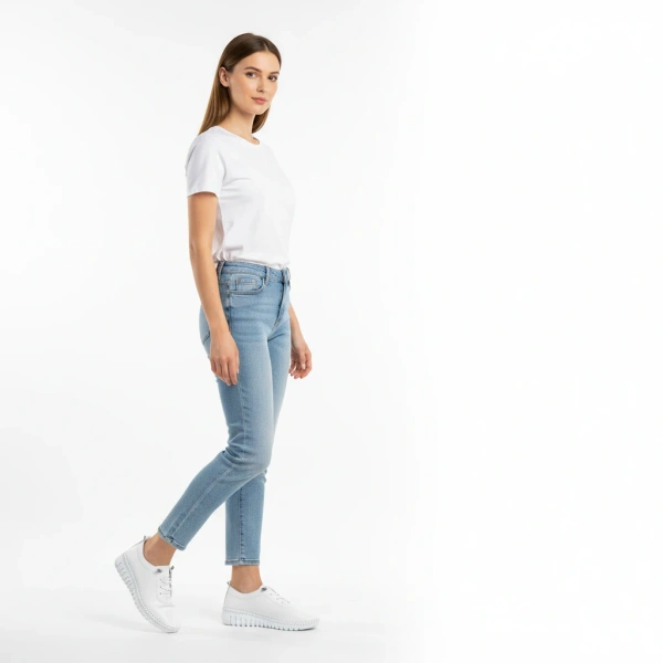 Skórzane półbuty na platformie T. Sokolski 4000 WHT białe wiązane