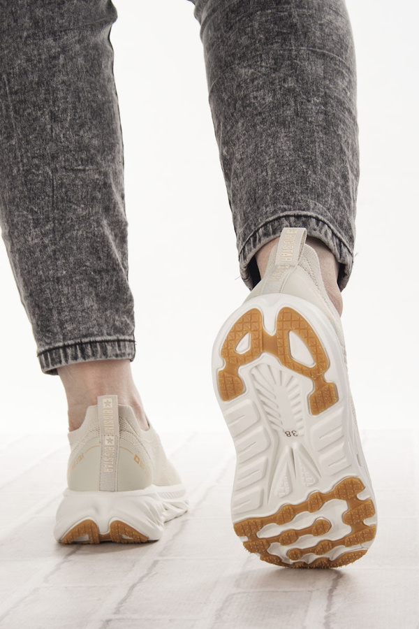 Beżowe buty sportowe sneakersy materiałowe Big Star RR274A133 beige