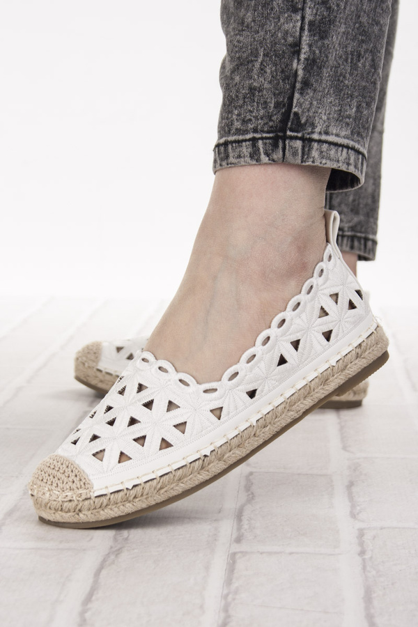 Espadryle damskie Potocki 16348WH białe materiałowe lekkie ażurowe