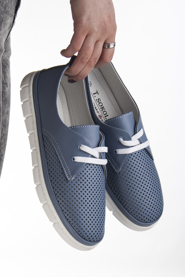 Niebieskie półbuty ażurowe damskie T. SOKOLSKI W25-645 blue skórzane