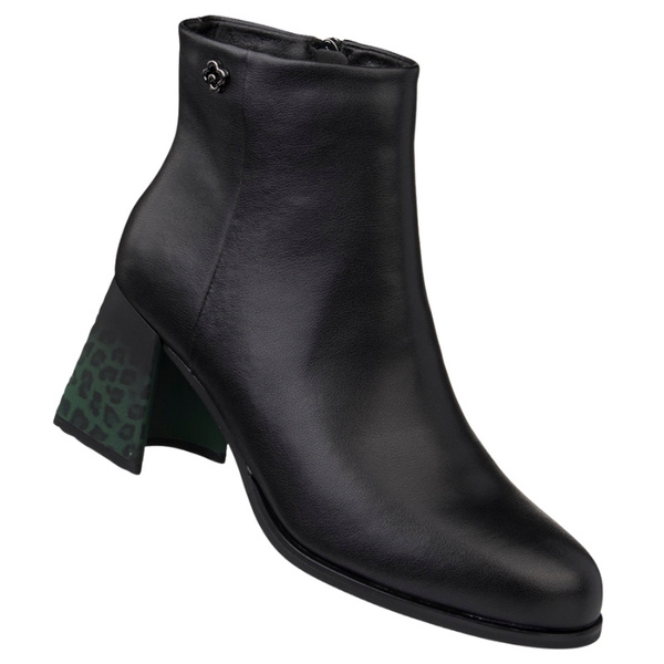 Skórzane Botki damskie Artiker 57C0007 z ozdobnym obcasie ocieplone