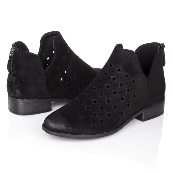 Czarne ażurowe botki zamszowe Potocki 12664BK z dziurkami