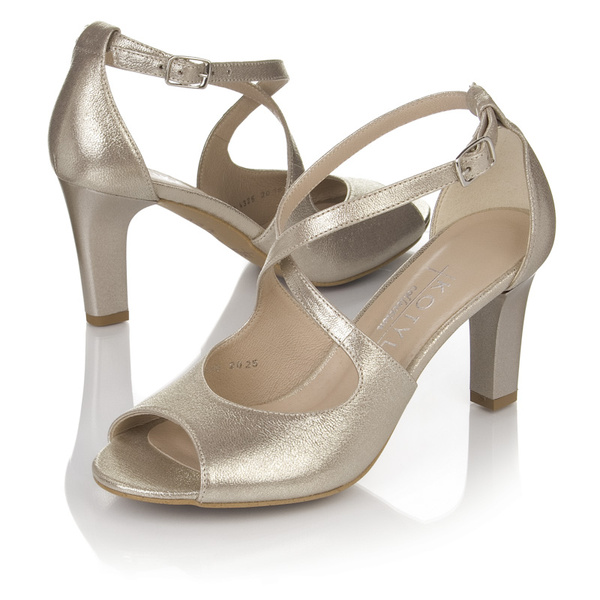 Złote sandałki taneczne ze skóry naturalnej Kotyl 4325 złoty ef