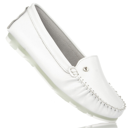 Białe mokasyny damskie 2037 WH wygodne buty skórzane