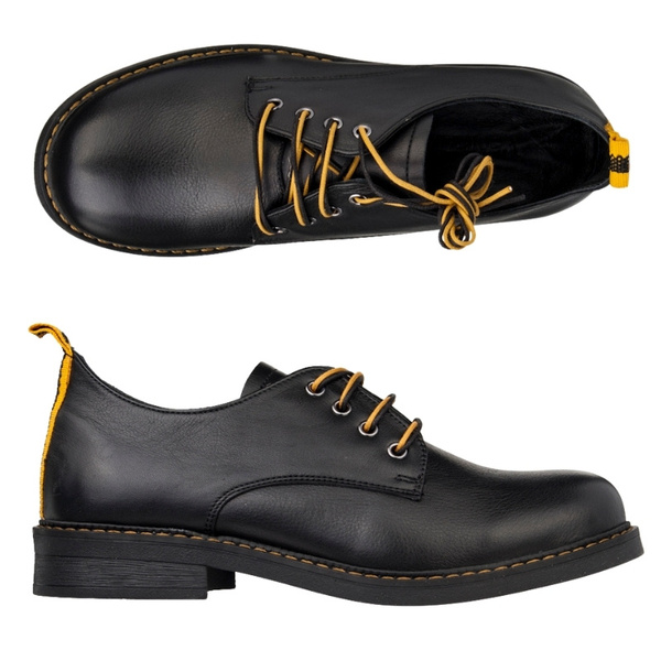 Czarne Półbuty damskie wiązane Venezia V472-01502-01BLA skórzane glany