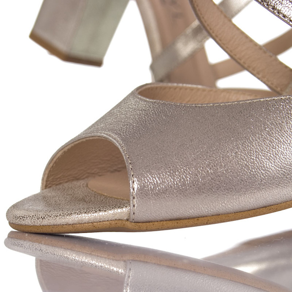 Złote sandałki skórzane damskie Kotyl 4317 złoty ef buty ślubne