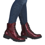 Lakierowane Botki damskie Rieker Z2841-33 red bordowe ocieplane futerkiem