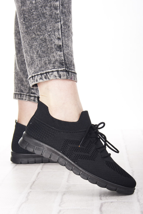 Sneakersy materiałowe damskie Potocki 16329BK czarne buty sportowe