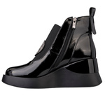 Lakierowane Botki damskie na koturnie D&A S.Barski MR52-104 czarne