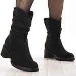 Zamszowe botki na obcasie damskie Potocki 25-51303BK czarne ocieplone